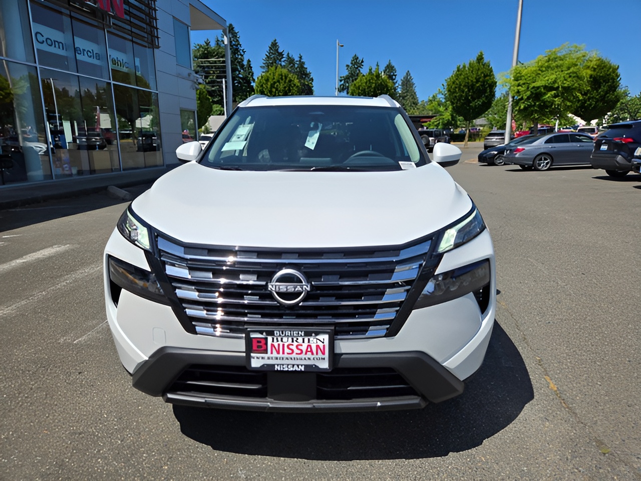 Vehicle image 25 of 31