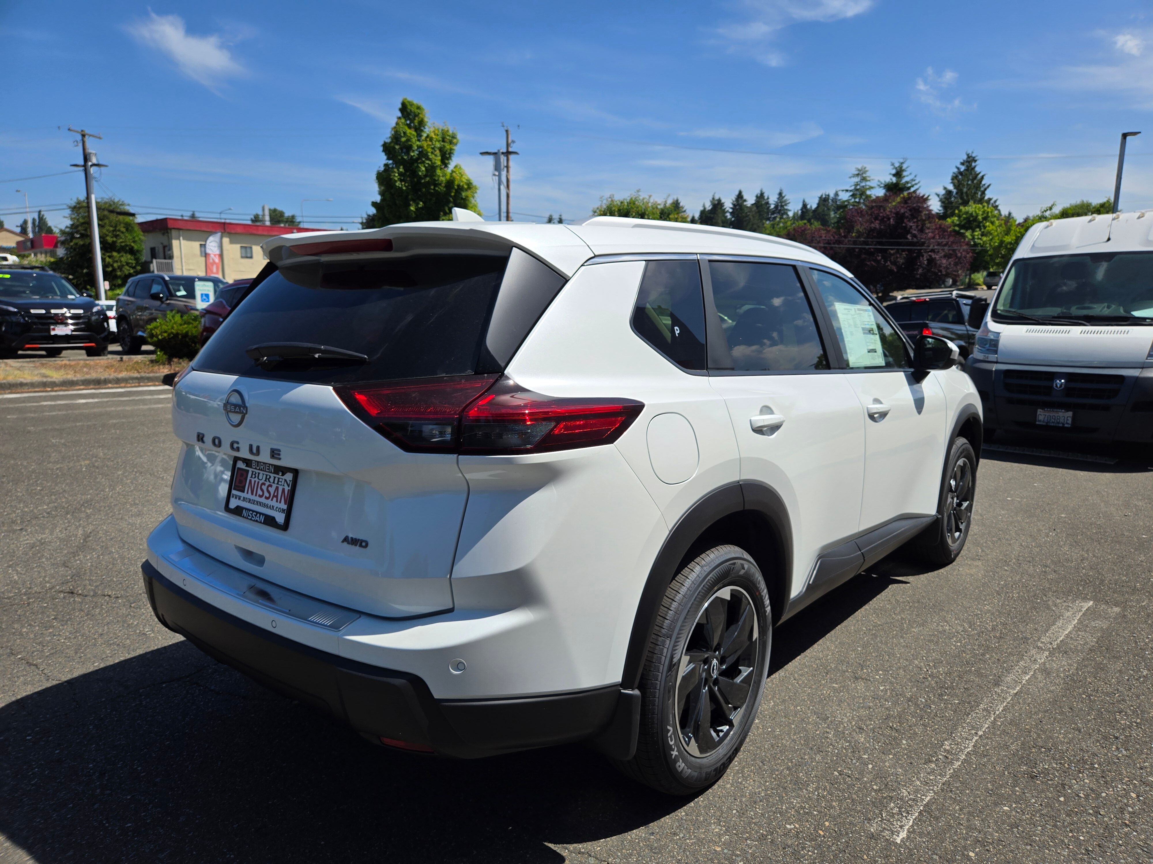 Vehicle image 5 of 31