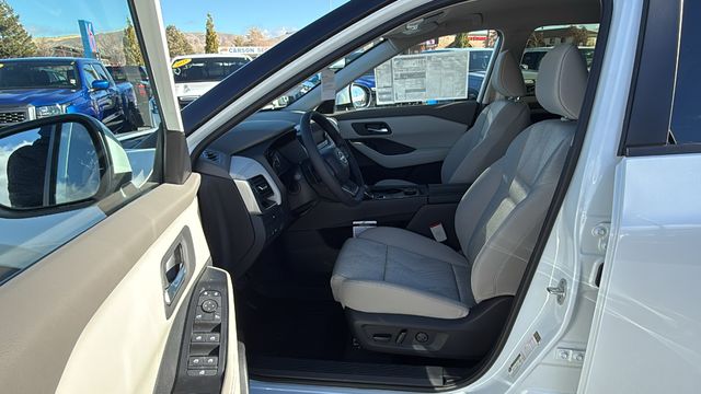 Vehicle image 34 of 35