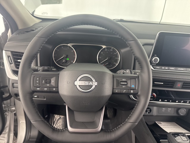 Vehicle image 19 of 28