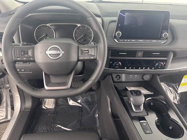 Vehicle image 20 of 28