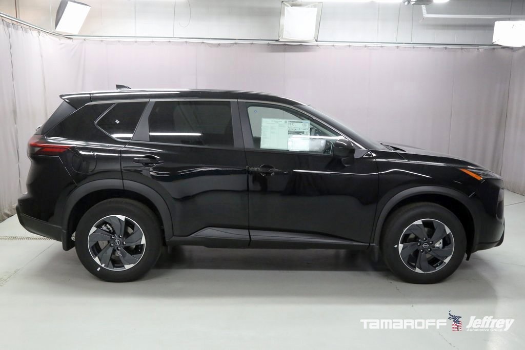 Vehicle image 3 of 15