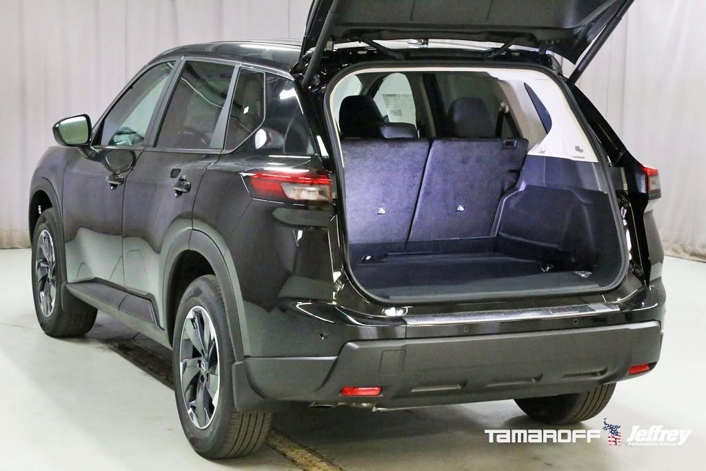 Vehicle image 6 of 15