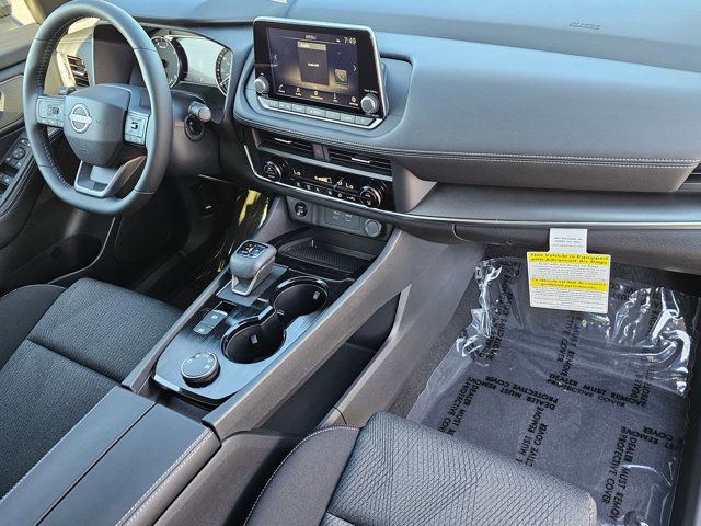 Vehicle image 19 of 34