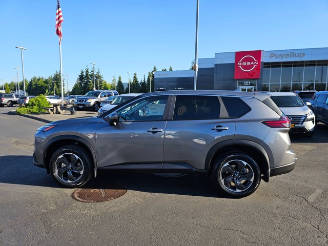 Vehicle image 8 of 34