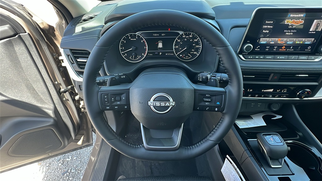 Vehicle image 18 of 30