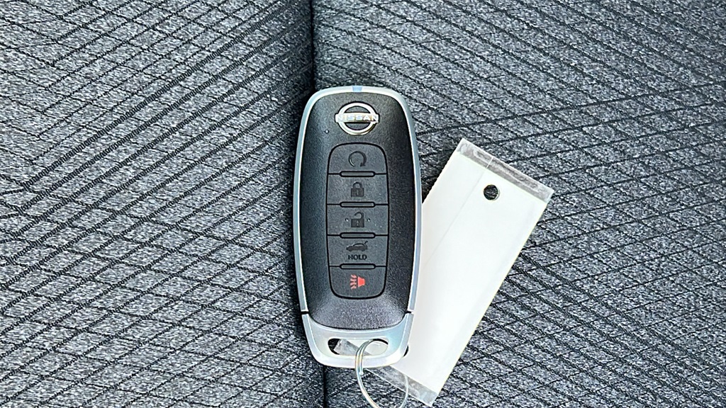 Vehicle image 29 of 30