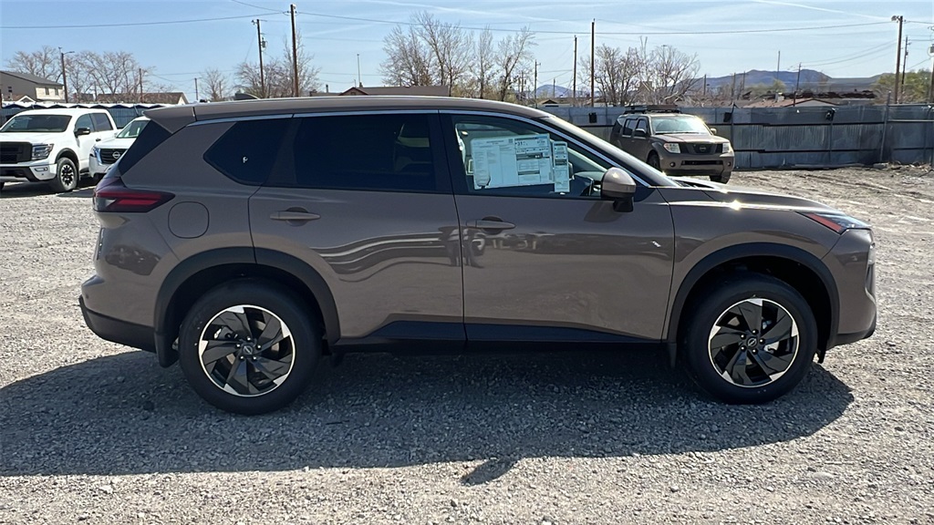 Vehicle image 4 of 30