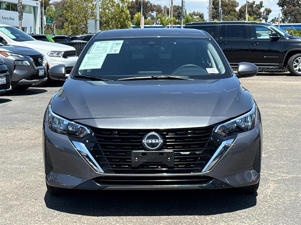 Vehicle image 2 of 32