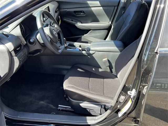 2025 Nissan Sentra S Image 20 of 28