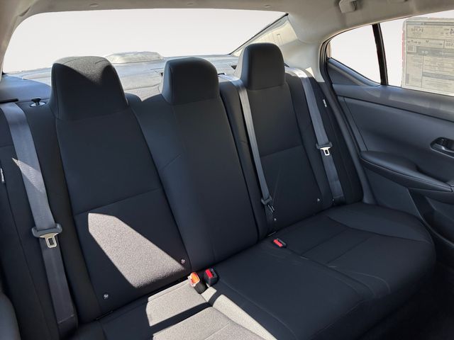 Vehicle image 12 of 20