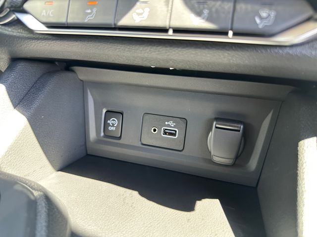 Vehicle image 19 of 20