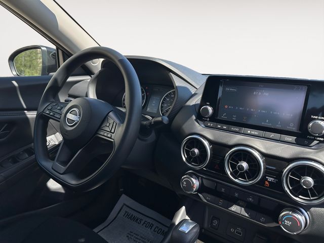 Vehicle image 16 of 20