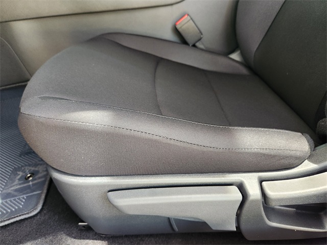 Vehicle image 20 of 22