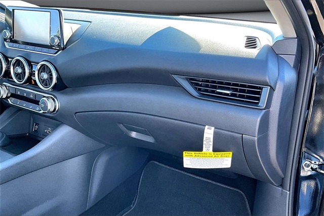 2025 Nissan Sentra S Image 16 of 33