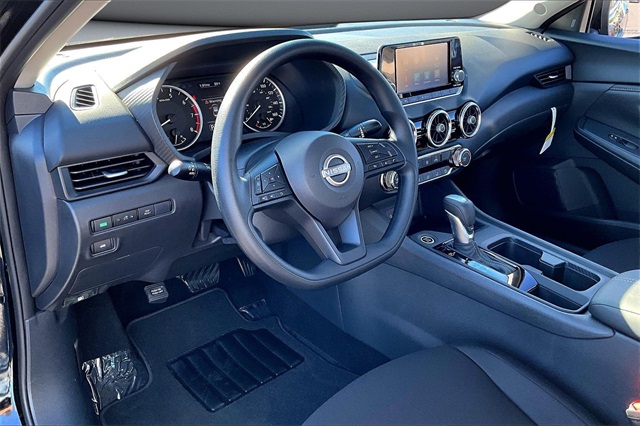 2025 Nissan Sentra S Image 14 of 33