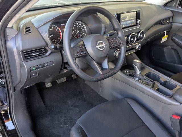 Vehicle image 15 of 22