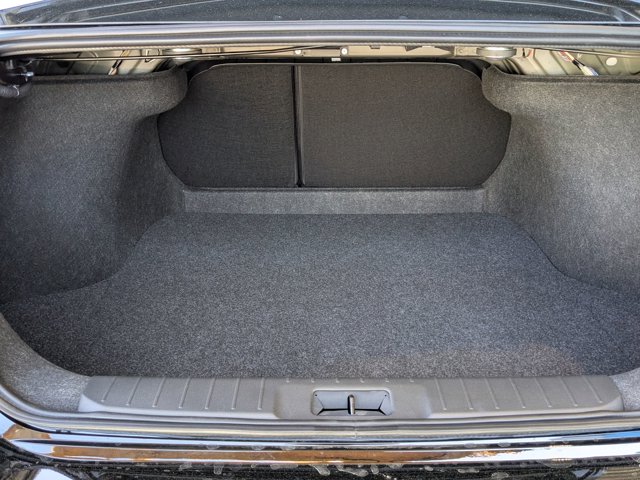 Vehicle image 8 of 22