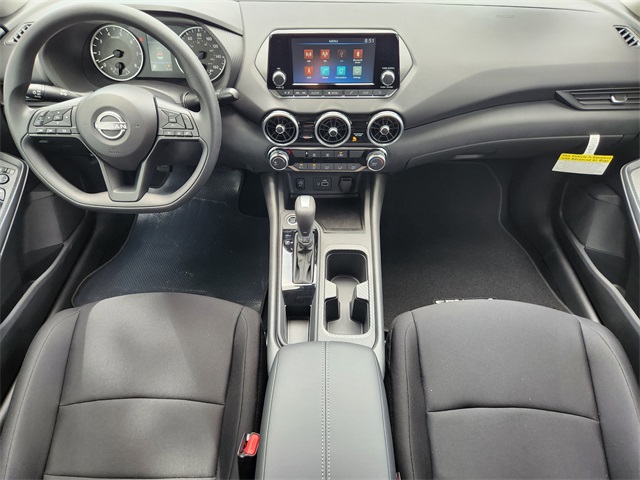 Vehicle image 11 of 22