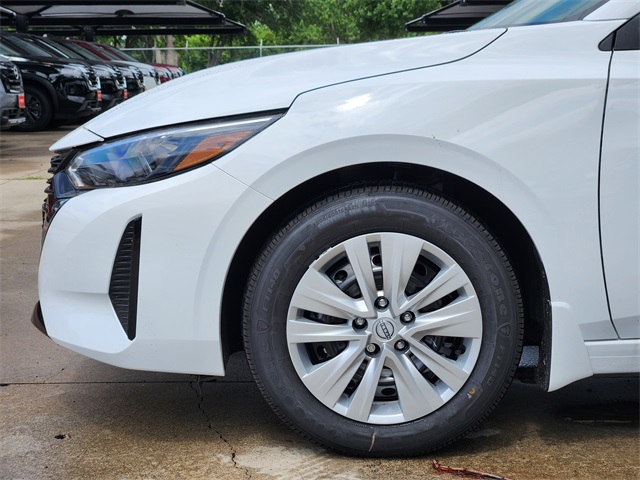 Vehicle image 7 of 22
