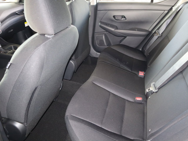 2025 Nissan Sentra S Image 10 of 20