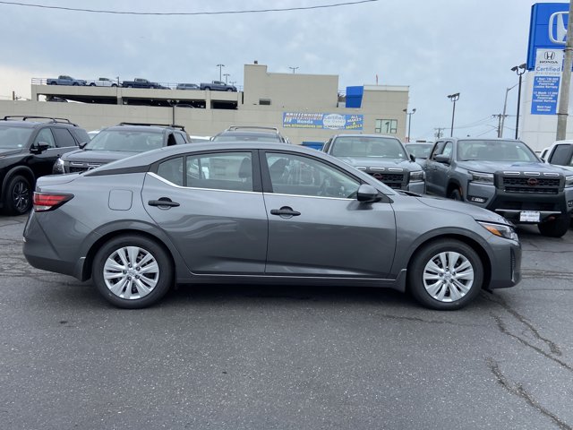 2025 Nissan Sentra S Image 4 of 20