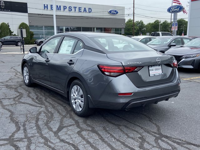 2025 Nissan Sentra S Image 7 of 20