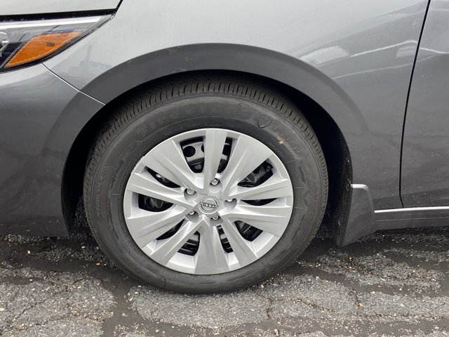 2025 Nissan Sentra S Image 8 of 20