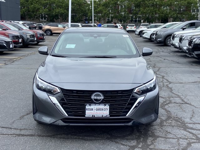 2025 Nissan Sentra S Image 2 of 20