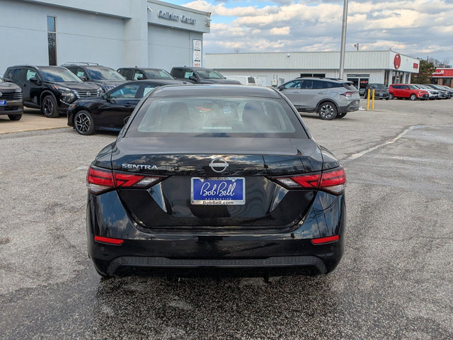 Vehicle image 22 of 25