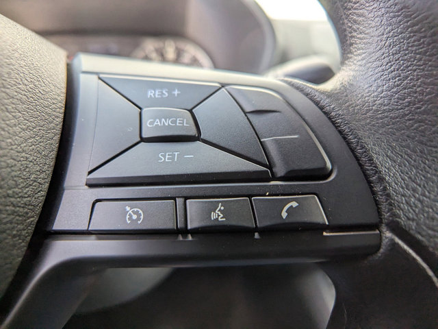 Vehicle image 20 of 25