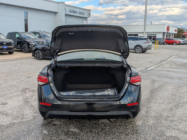 Vehicle image 8 of 25