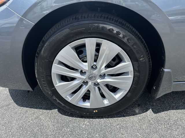 Vehicle image 12 of 35