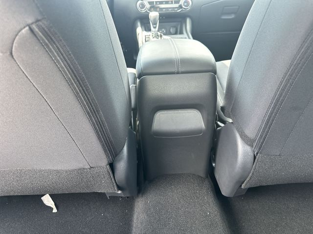 Vehicle image 34 of 35