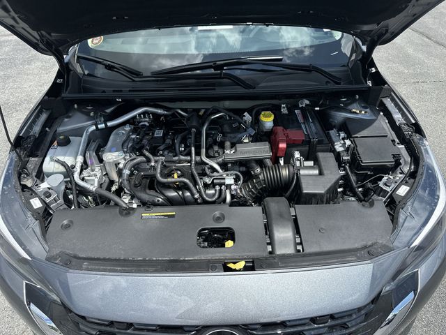 Vehicle image 11 of 35