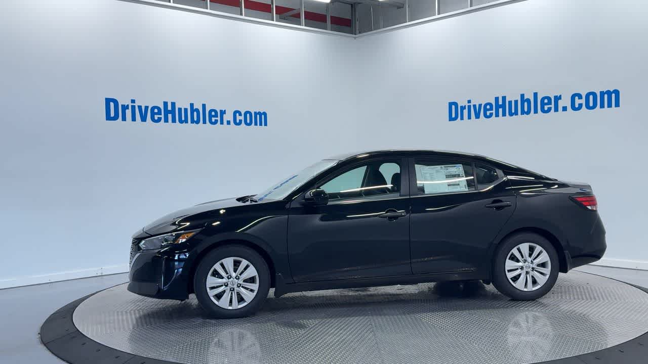 Vehicle image 2 of 40