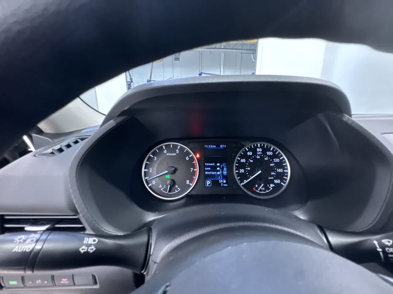 Vehicle image 20 of 40