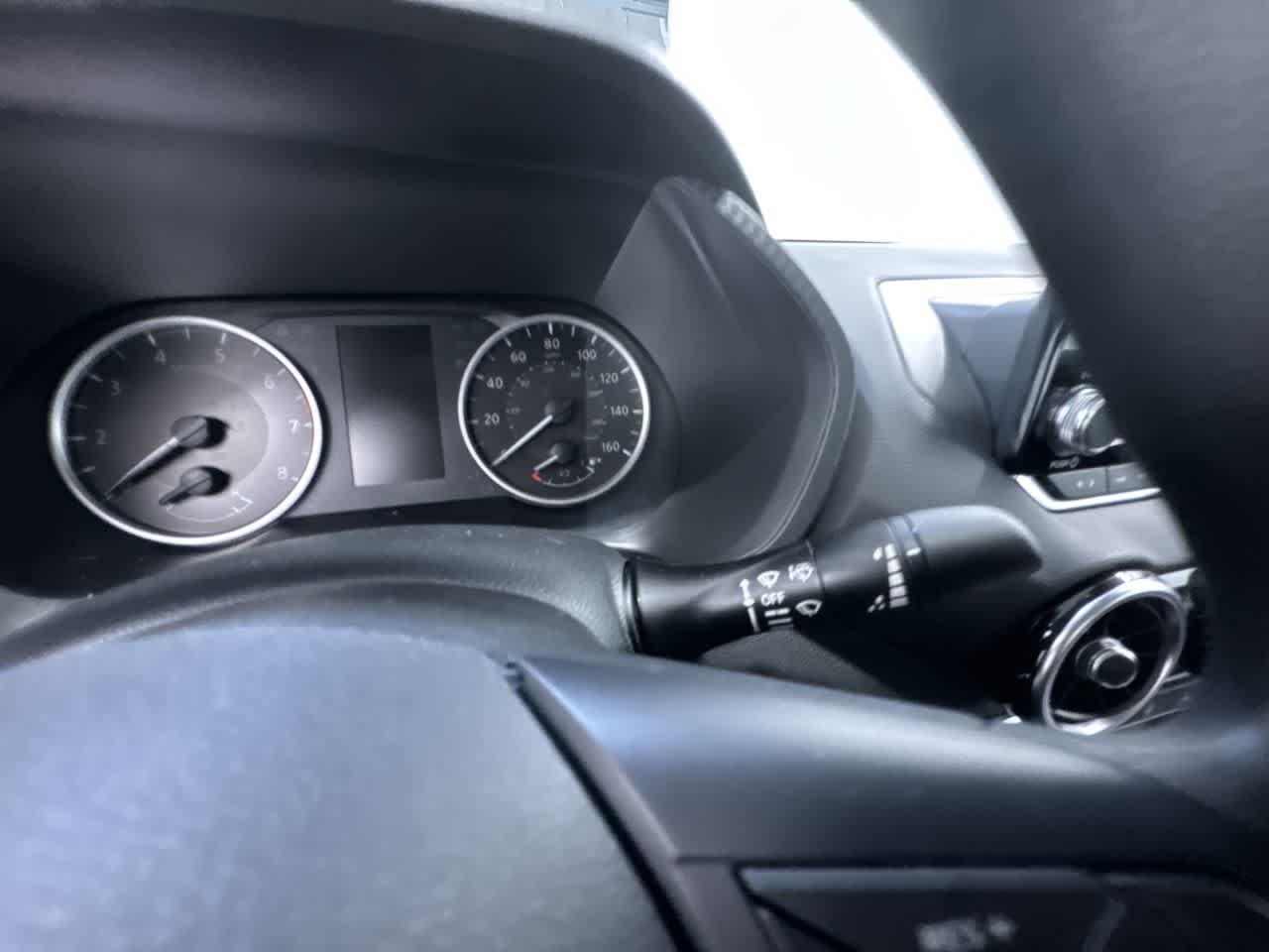 Vehicle image 24 of 40