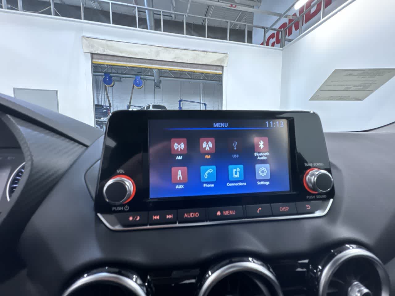 Vehicle image 23 of 40