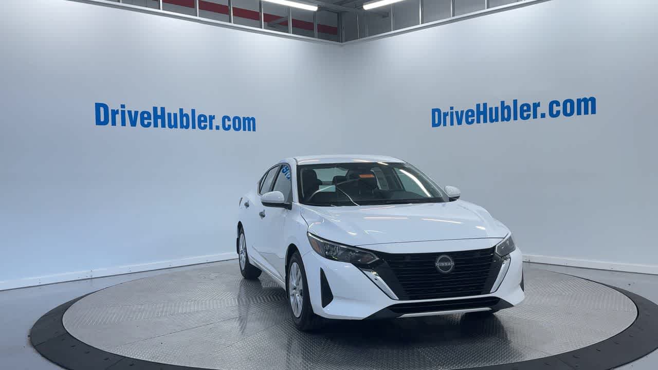 Vehicle image 4 of 42