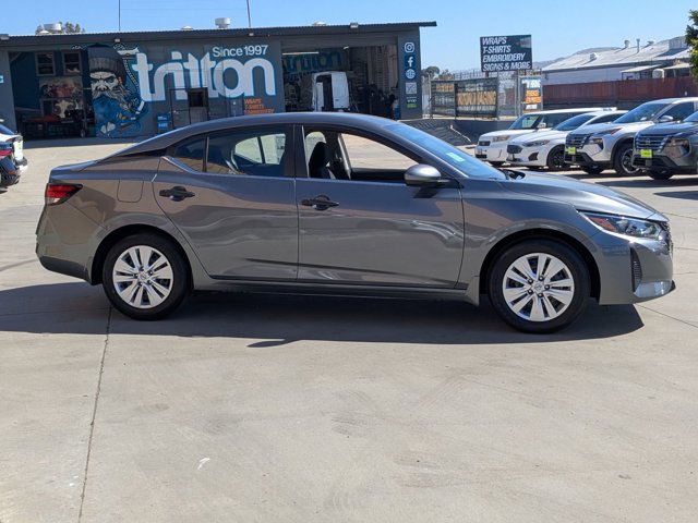 Vehicle image 4 of 22