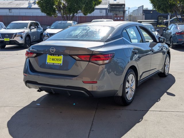 Vehicle image 5 of 22
