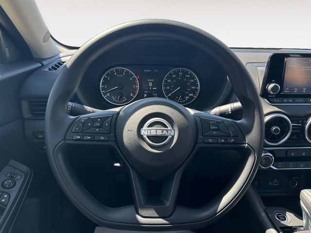 Vehicle image 18 of 20