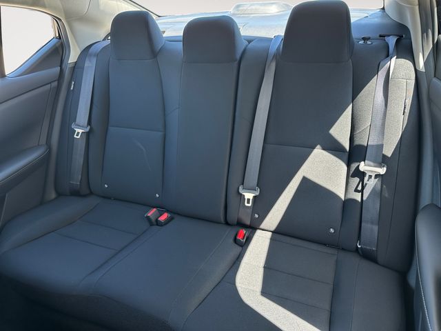 Vehicle image 12 of 20