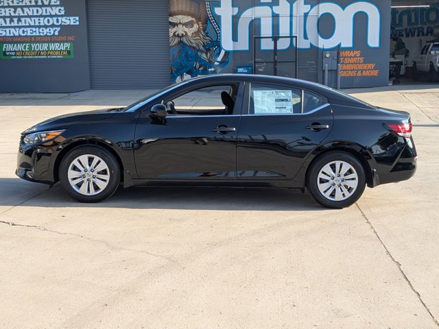 Vehicle image 8 of 22