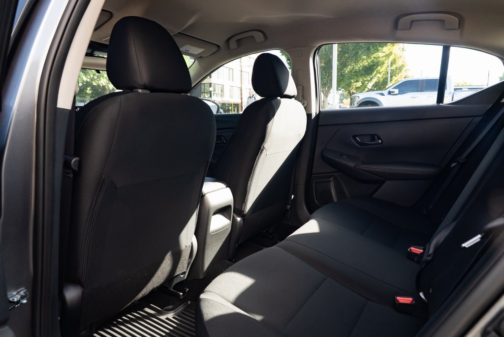 2025 Nissan Sentra S Image 9 of 26