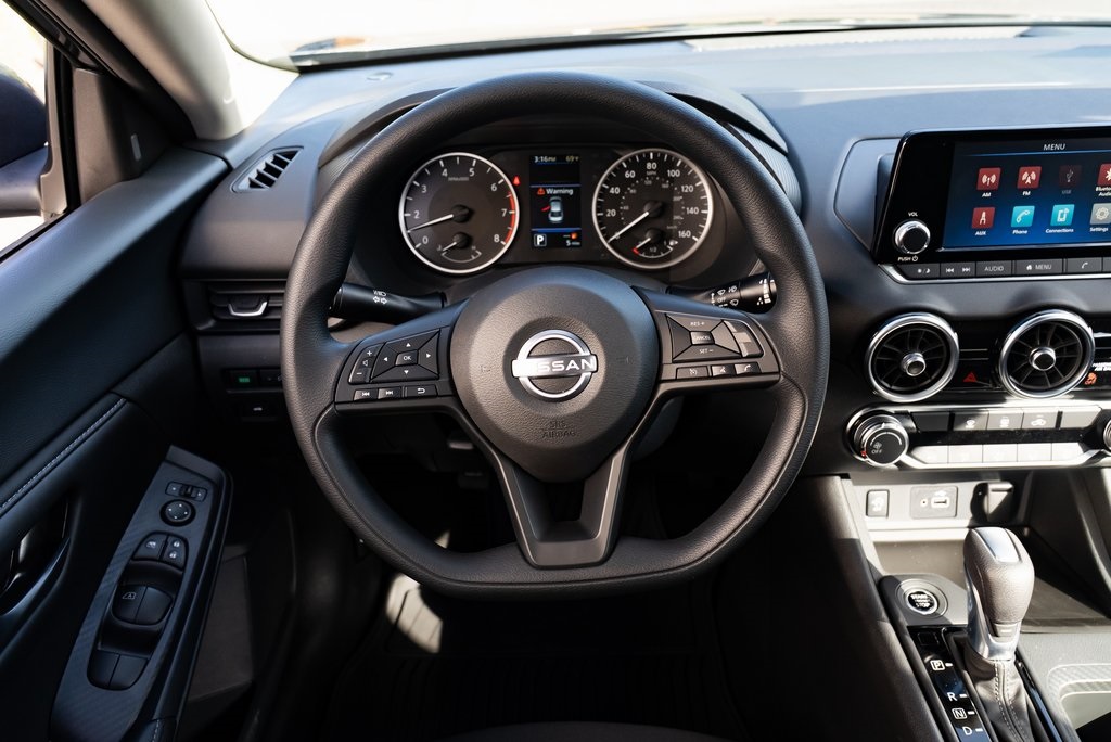 2025 Nissan Sentra S Image 18 of 26