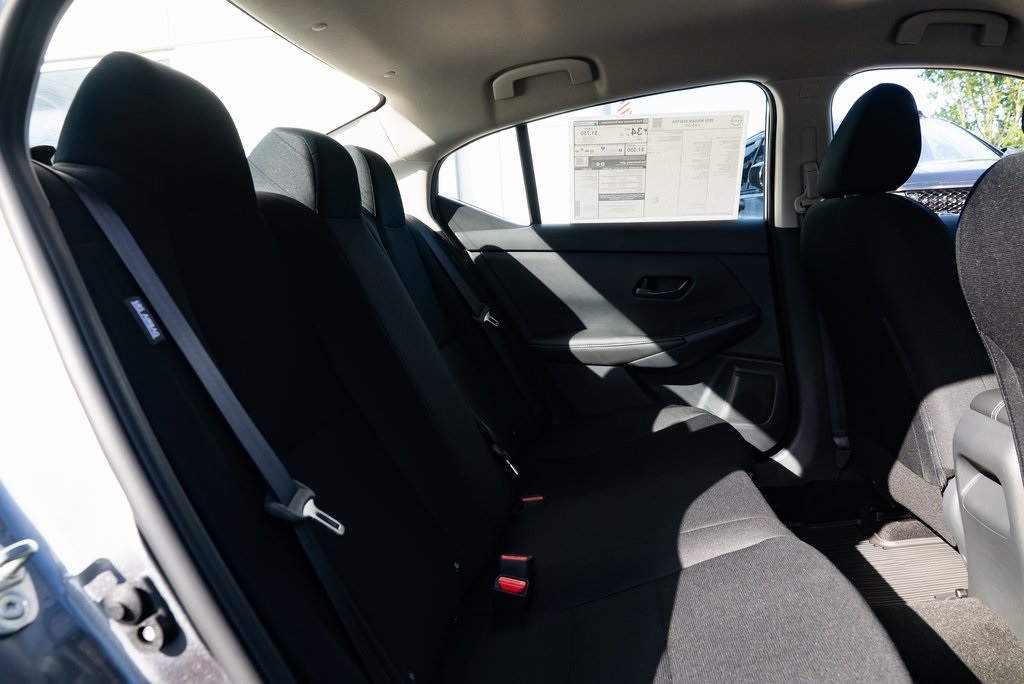 2025 Nissan Sentra S Image 13 of 26