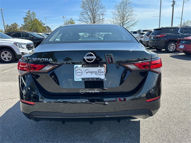 Vehicle image 6 of 21