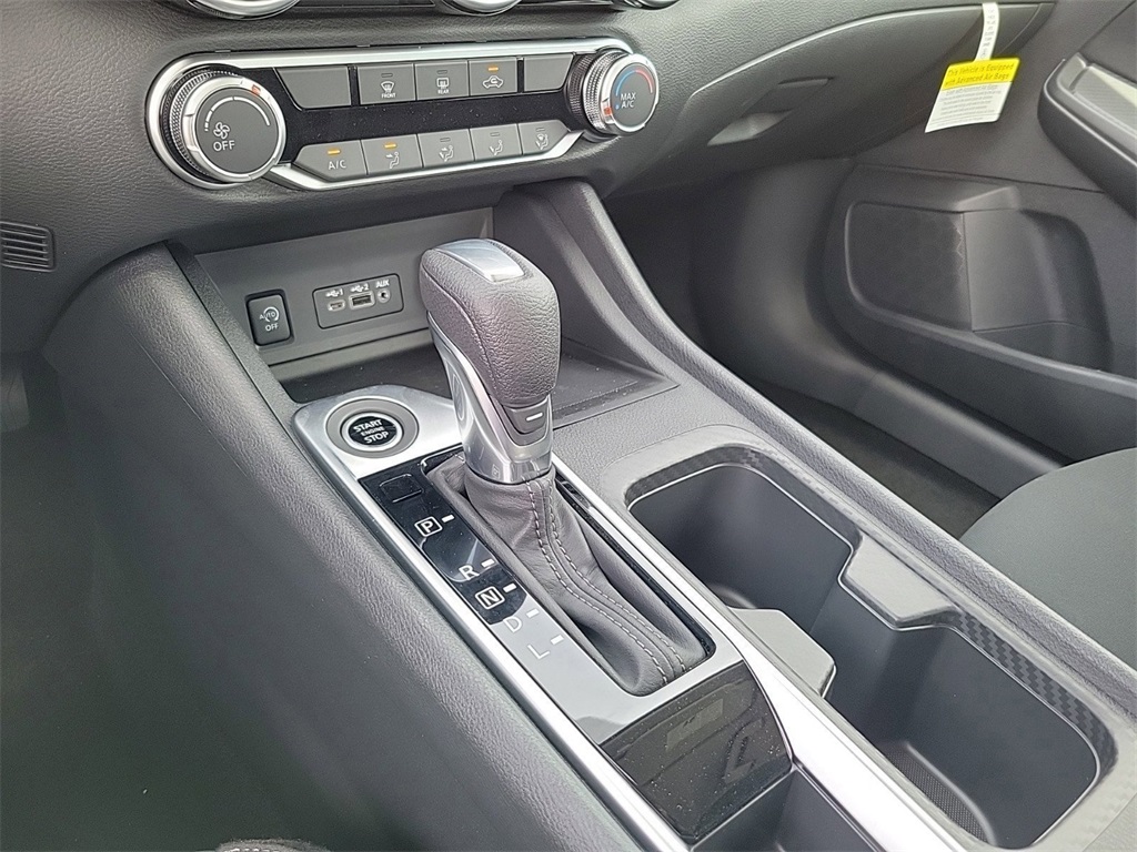 Vehicle image 14 of 14